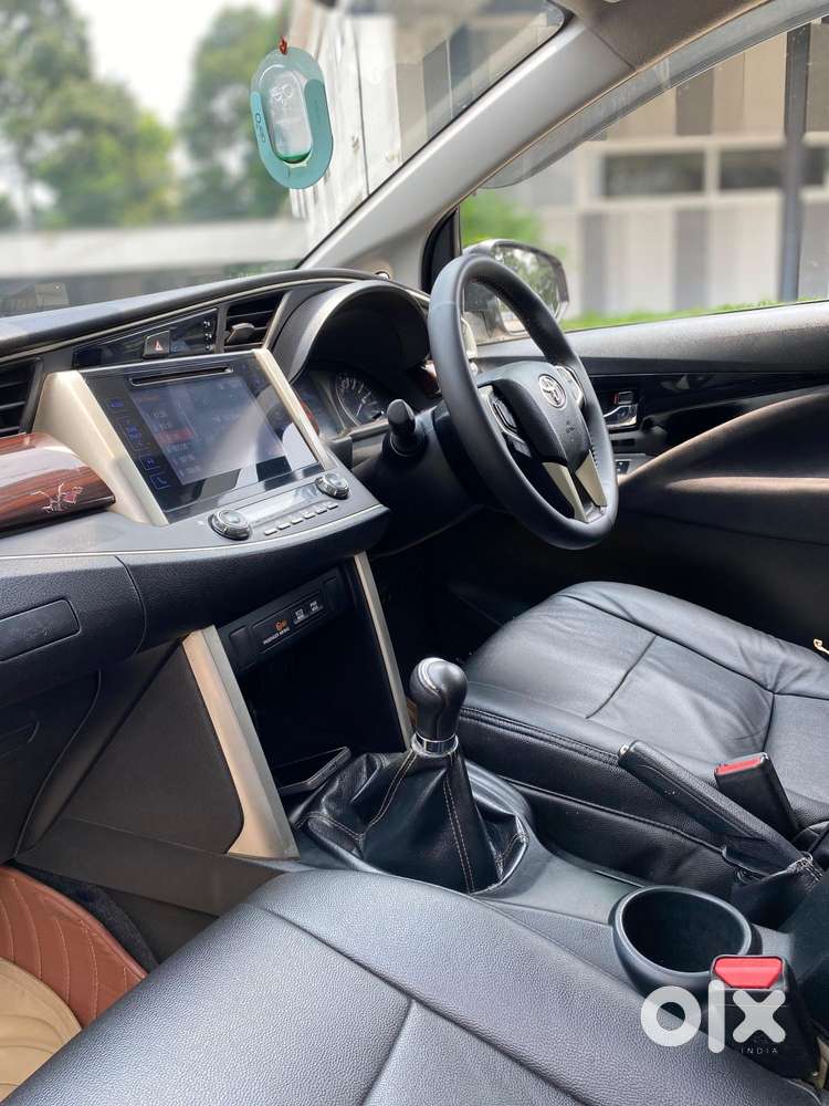 Toyota Innova Crysta 2.4 V, 2017, Diesel