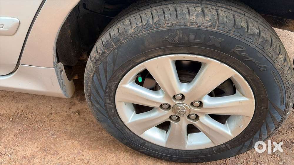 Toyota Corolla Altis 2010 Km Driven