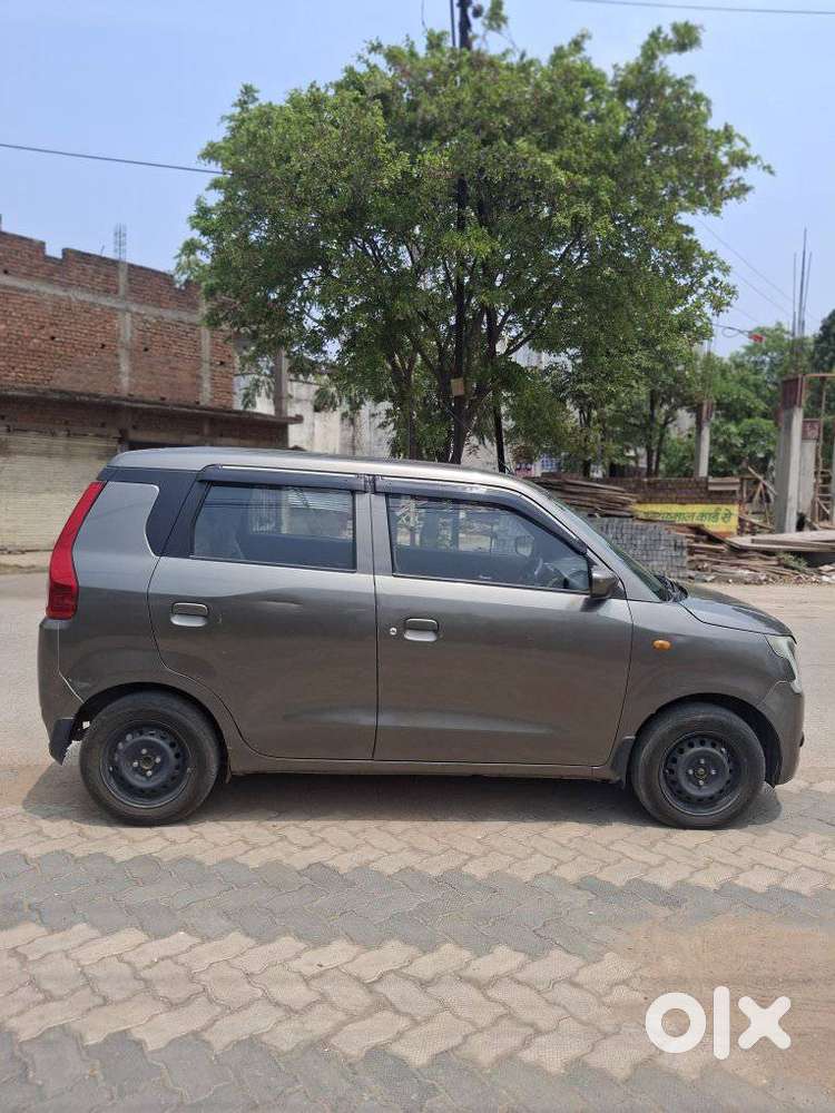 Maruti Suzuki Wagon R Zxi Amt 1.2, 2019, Petrol