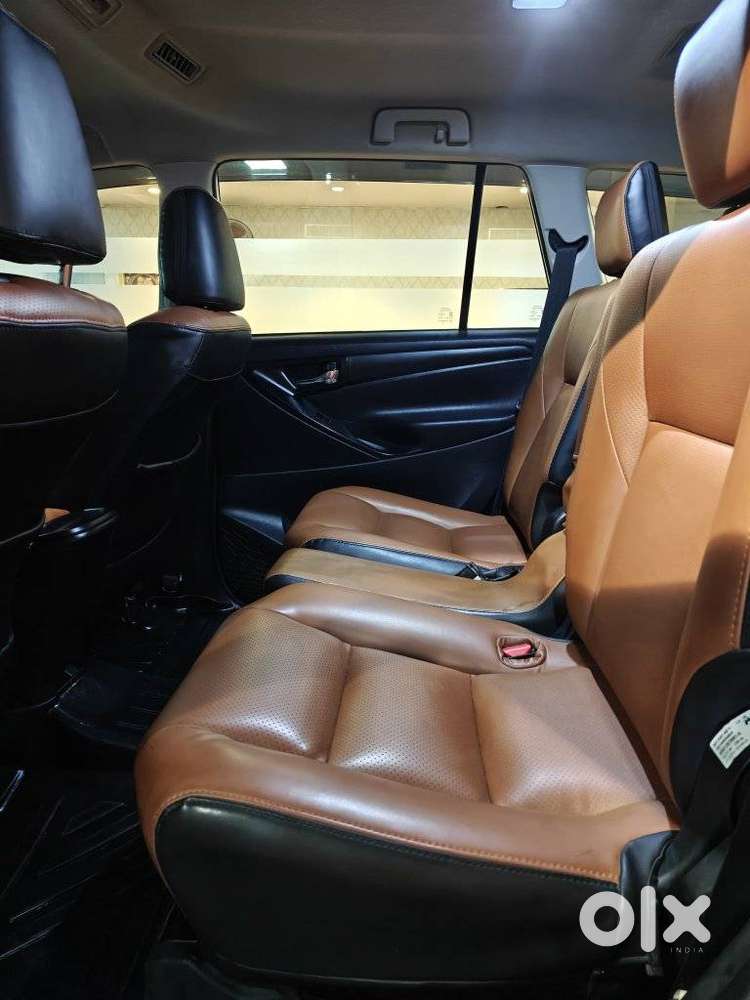 Toyota Innova Crysta 2.4 Gx Limited Edition 7 Str, 2024, Diesel