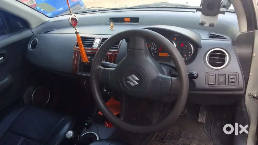 Maruti Suzuki Swift 2011 Diesel 150000 Km Driven