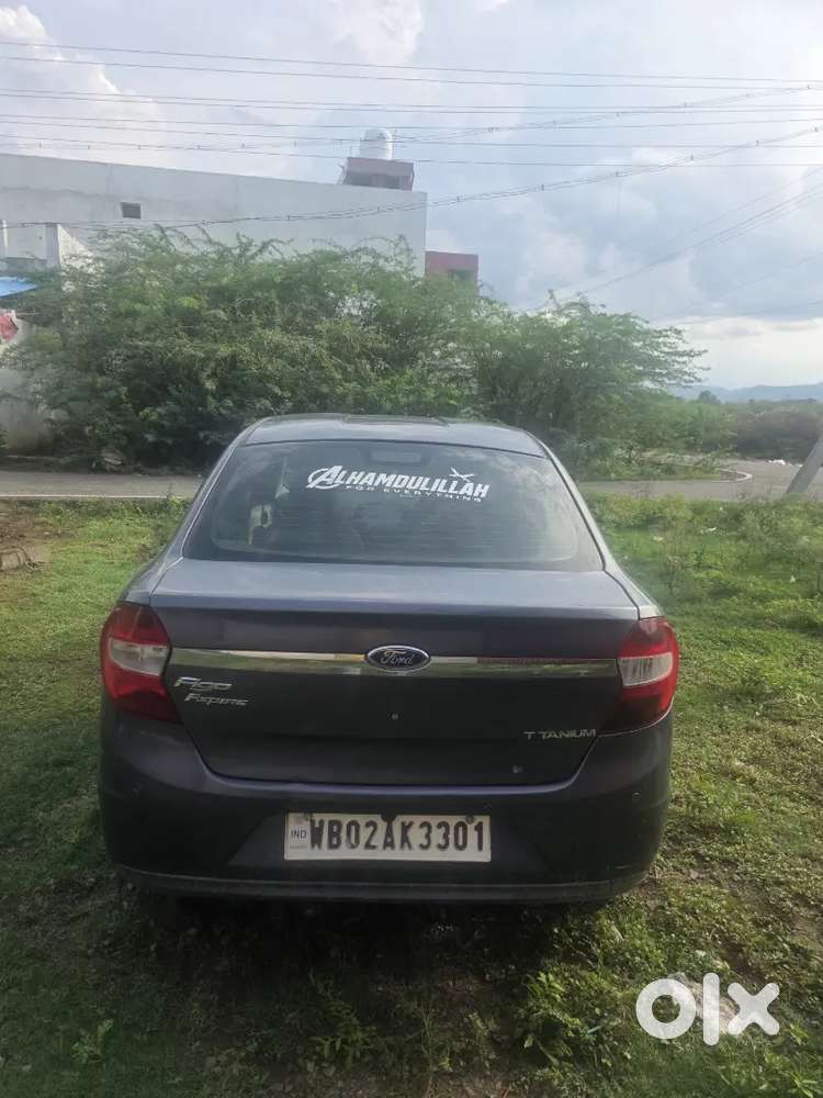 Ford Aspire Titanium Blu 2016