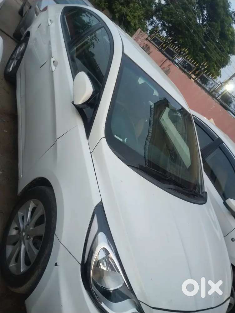 2012 Hyundai Verna Sx Crdi