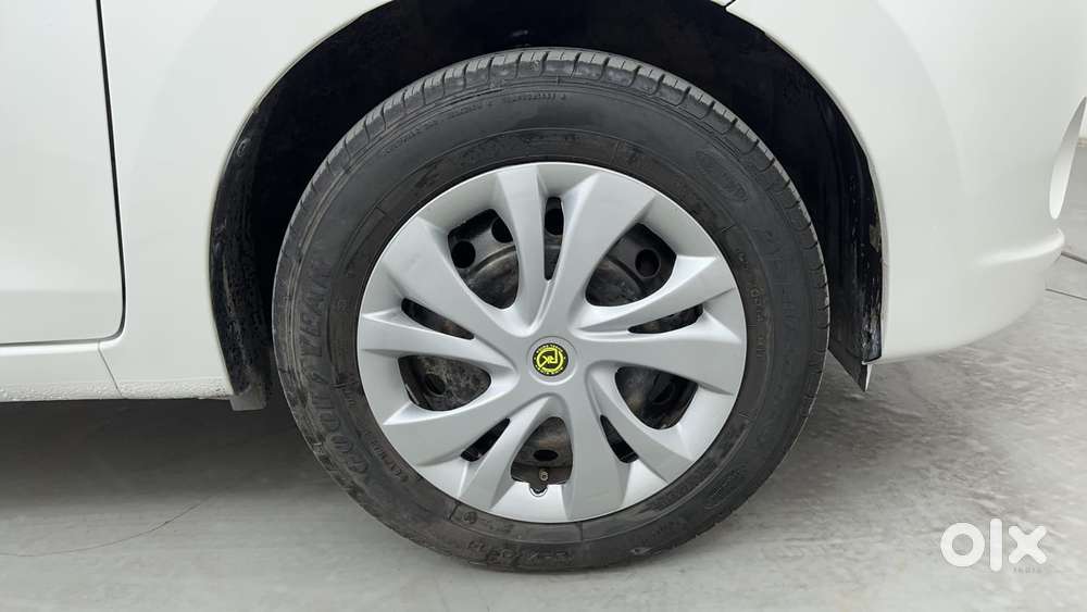 Maruti Suzuki Celerio 1.0 Vxi Amt, 2014, Petrol