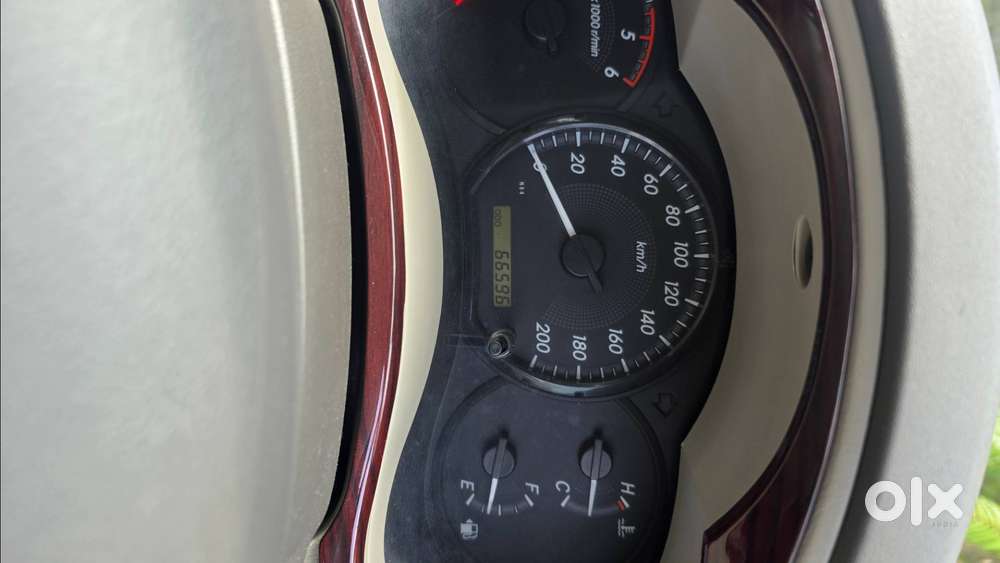 2013 Toyota Innova 2.5 Gx (v-variant Upgrades)  Very Low Kilometer