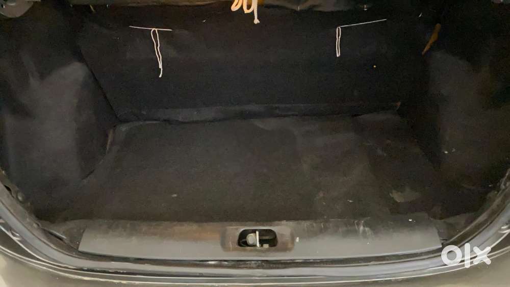 Maruti Suzuki Swift Dzire 1.2 Lxi (o), 2016, Petrol