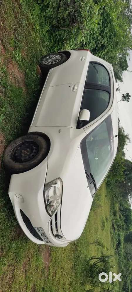 Toyota Etios Liva 2013