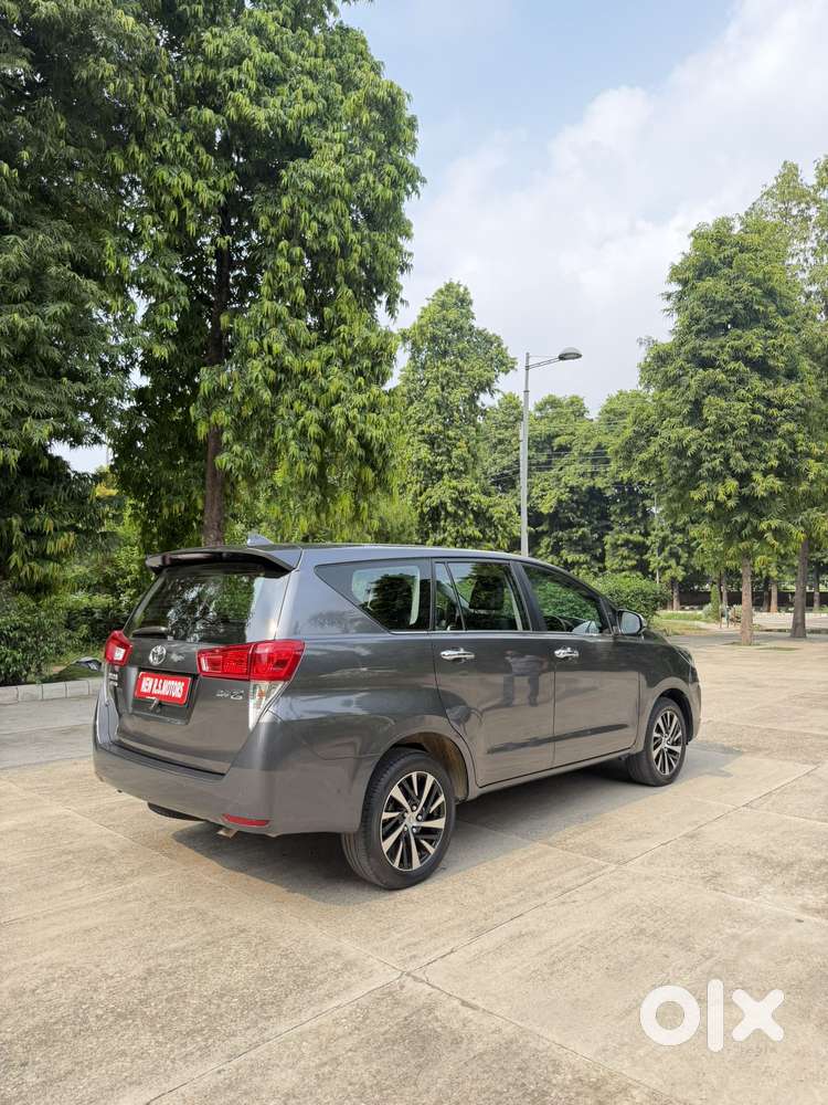 Toyota Innova Crysta 2.4 Z 7 Str, 2023, Diesel