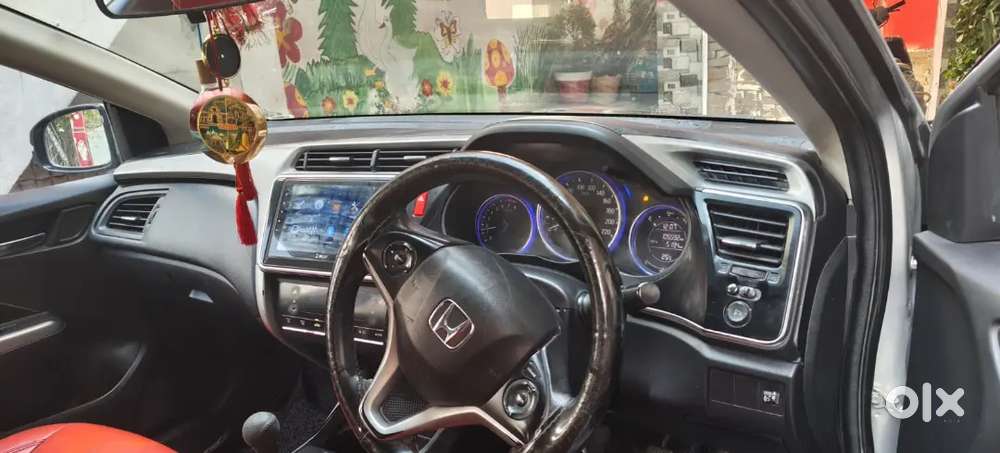 Honda City 2016 Petrol Well Maintained With Sunroof And Push Start