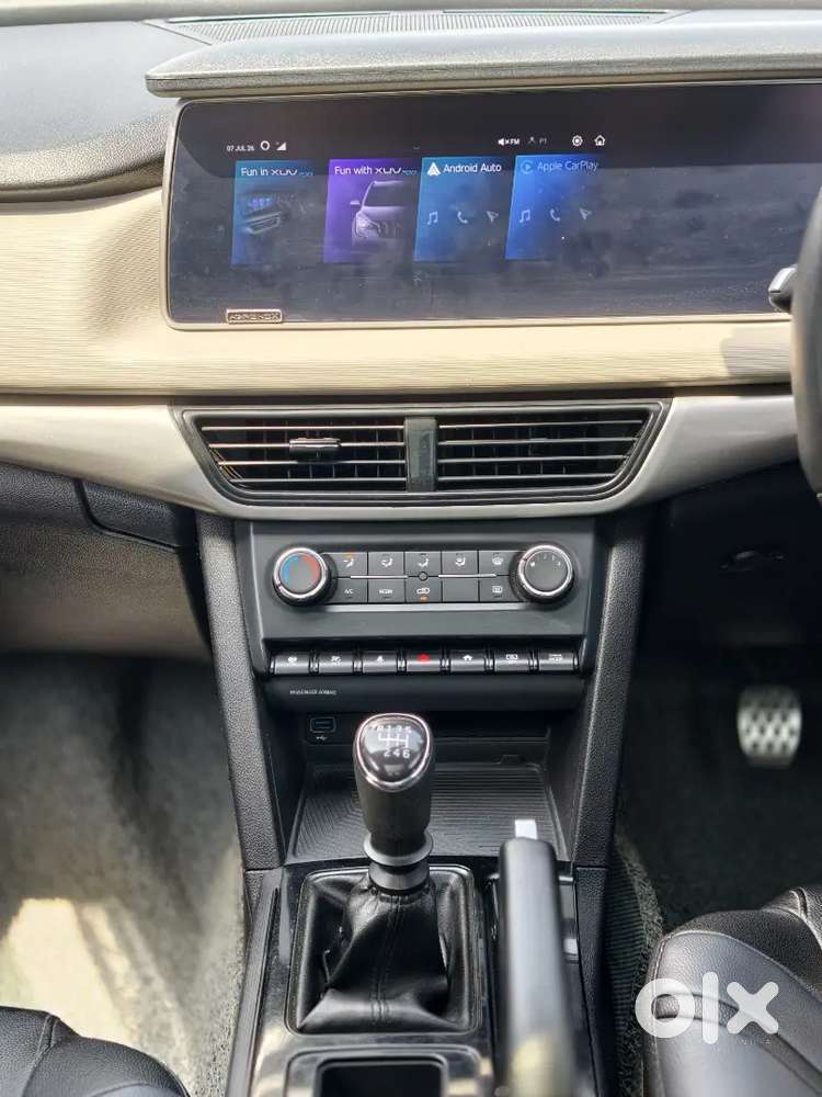 Mahindra Xuv700 Diesel Mt 2022