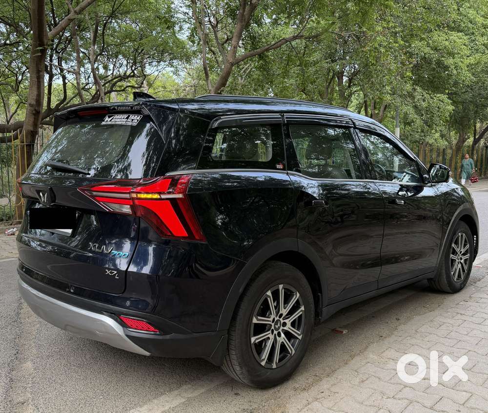 Mahindra Xuv700 2.2 Ax 7 Diesel Mt Luxury Pack Str, 2022, Diesel