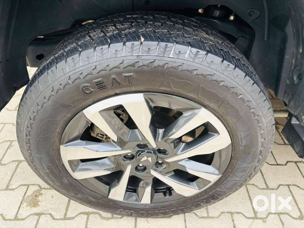 Mahindra Thar Roxx Ax7l Rwd At, 2024, Petrol