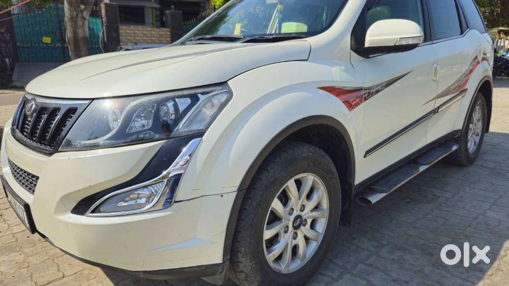 Mahindra Xuv500, 2015