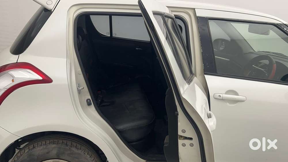 Maruti Suzuki Swift Vvt Vxi, 2014, Petrol