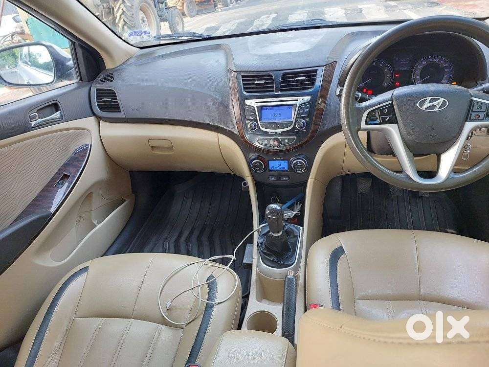 Hyundai Verna Fluidic 1.6 Vtvt Sx, 2012, Cng & Hybrids