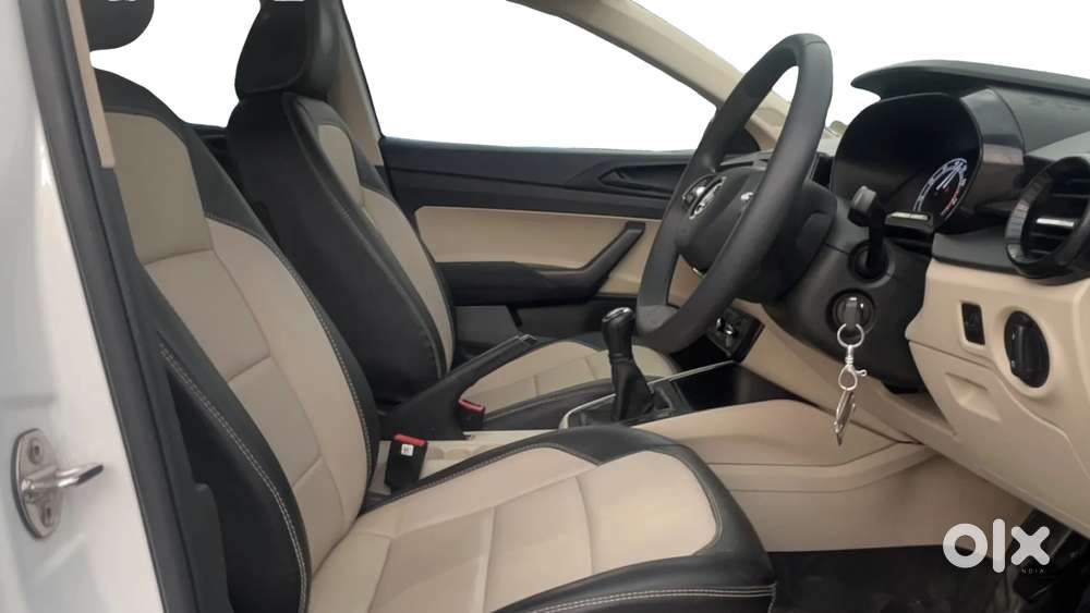 Skoda Slavia Ambition 1.5l Tsi Mt, 2022, Petrol