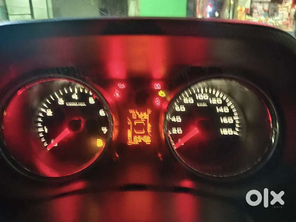 Mahindra Tuv 300 2017 Diesel 159000 Km Driven