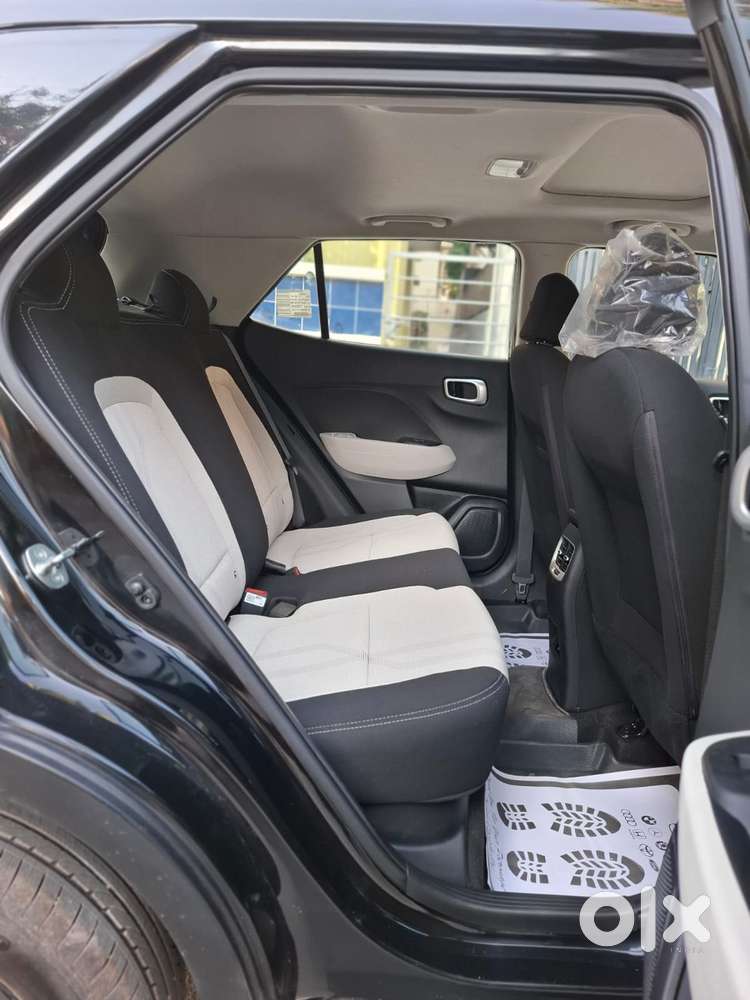 Hyundai Venue 1.2 S (o), 2025, Petrol