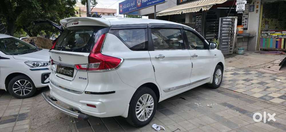 Maruti Suzuki Ertiga Shvs Zdi, 2018, Diesel
