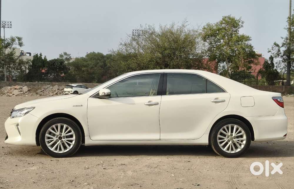 Toyota Camry Hybrid, 2016, Petrol