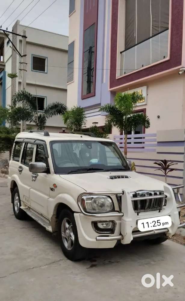 Mahindra Scorpio Classic Diesel 2010