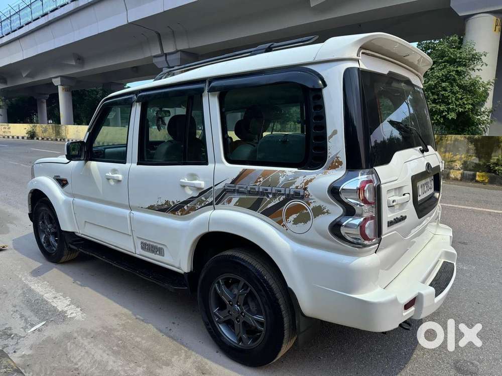 Mahindra Scorpio S6 Plus, 2017, Diesel