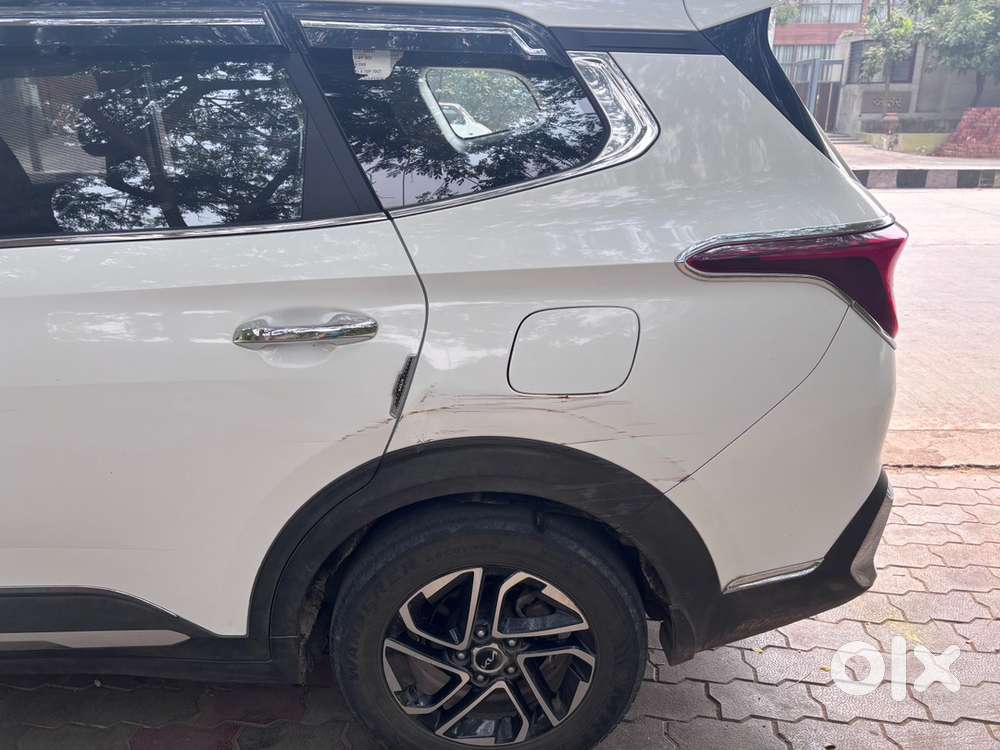 Kia Carens 2023 Petrol