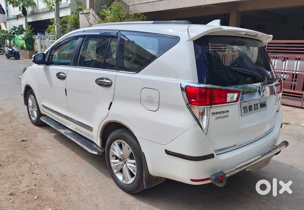 Toyota Innova Crysta 2.4 Z 7 Str, 2016, Diesel