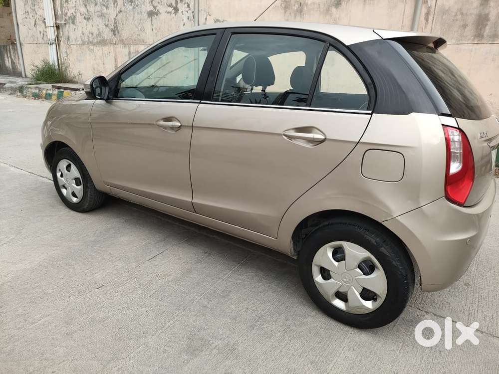 Tata Bolt Revotron Xms, 2015, Petrol