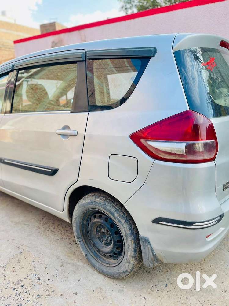 Maruti Suzuki Ertiga 2015 Diesel 90701 Km Driven