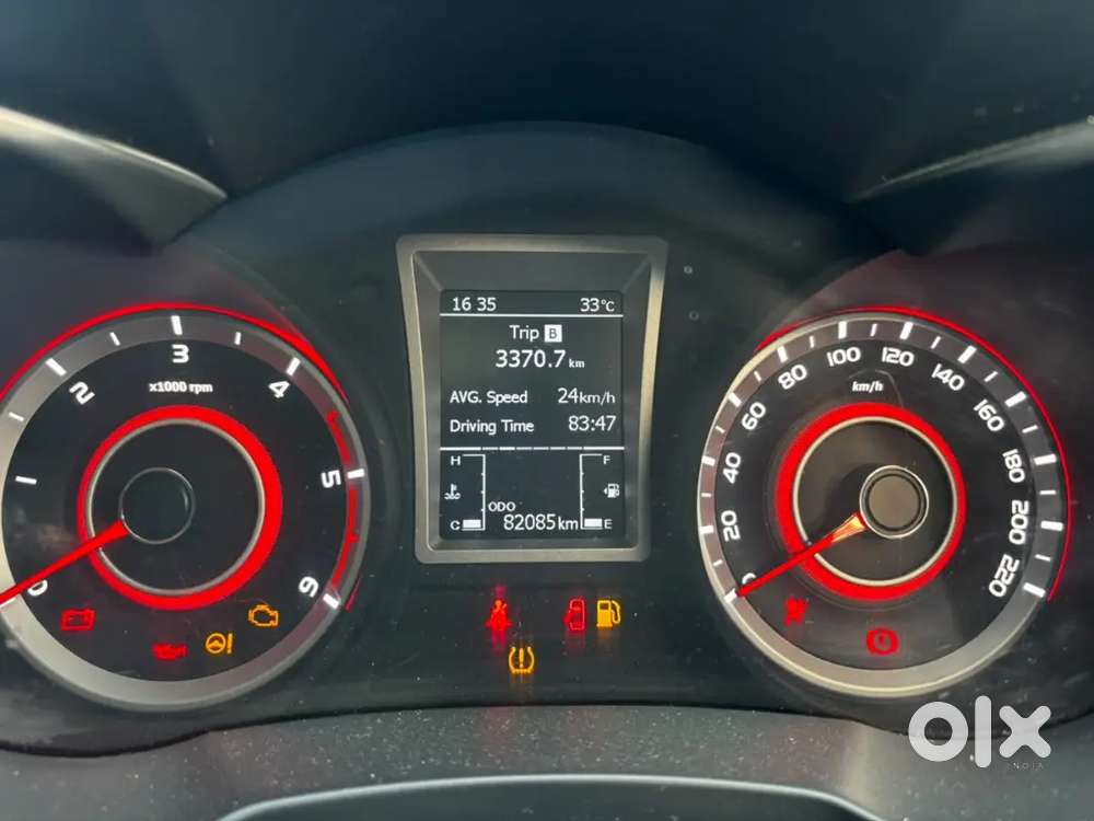 Mahindra Xuv300 2019 Diesel Well Maintained