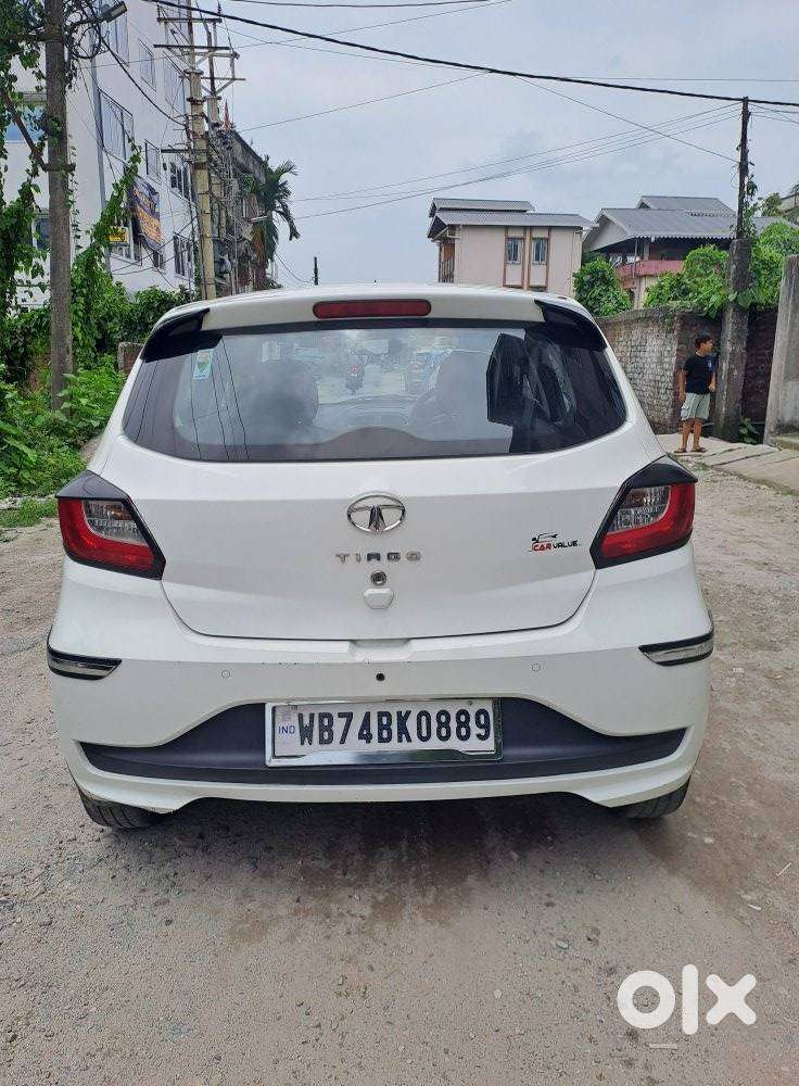 Tata Tiago, 2022, Petrol