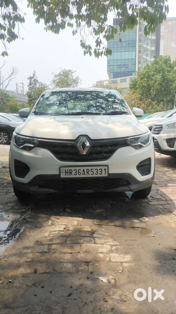 Renault Triber 1.0 Rxe, 2024, Petrol