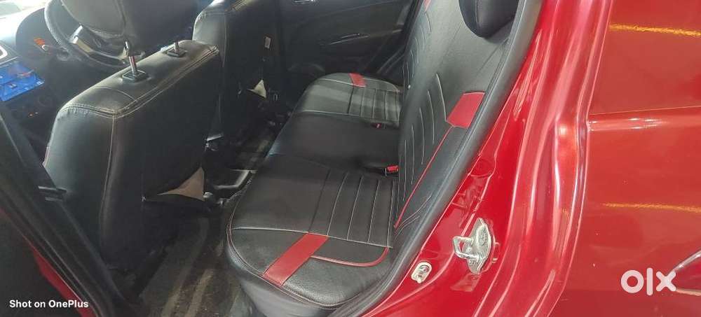 Maruti Suzuki Swift Vxi Abs Bsiv, 2014, Petrol