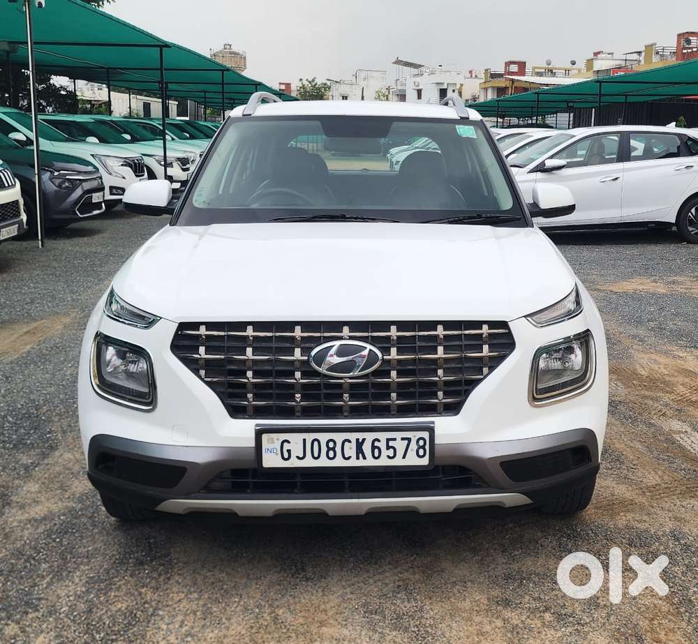 Hyundai Venue S 1.2 Petrol, 2022, Petrol