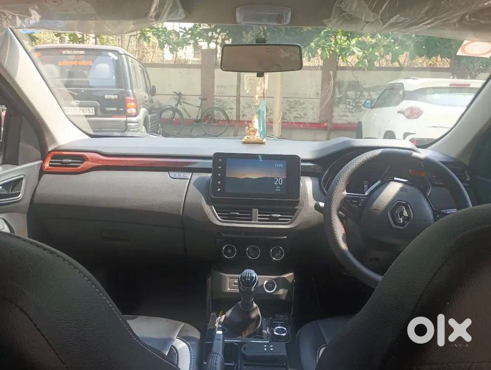 Renault Kiger 2022( October)petrol Good Condition