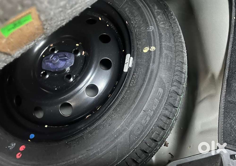 Maruti Suzuki Swift Vxi + Manual, 2022, Petrol