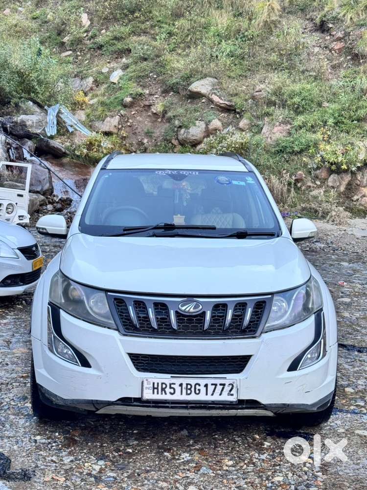 Mahindra Xuv500 2015 November Diesel Well Maintained