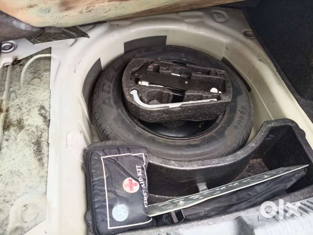 Volkswagen Vento Petrol Highline, 2013, Petrol