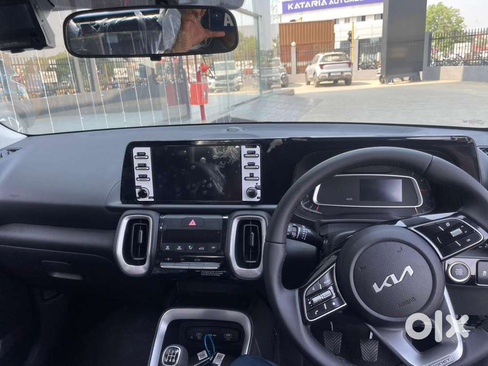 Kia Sonet 2024 Petrol 13000 Km Driven