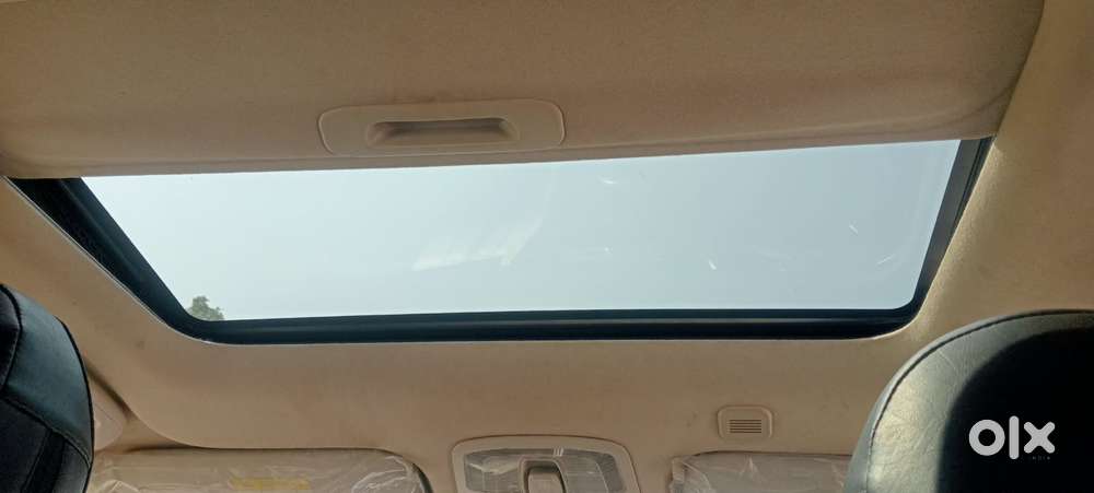 Mahindra Xuv300 W8 Option Diesel, 2023, Diesel