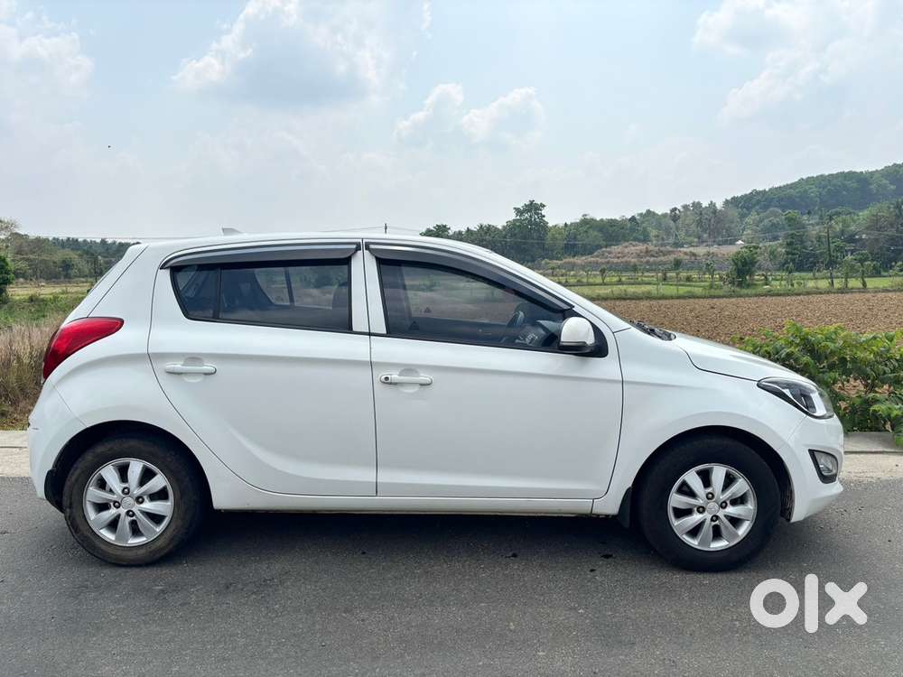 Hyundai I20 Sportz Petrol 2012