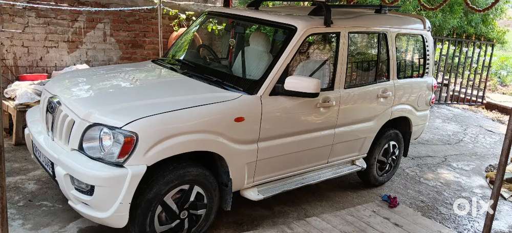 Mahindra Scorpio 2012 Diesel 98000 Km Driven