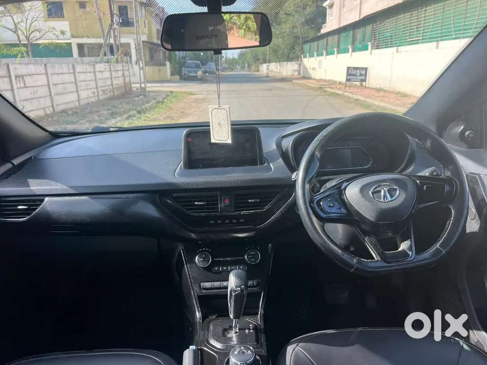 Nexon Xza+ (diesel Auto) 1 Owner