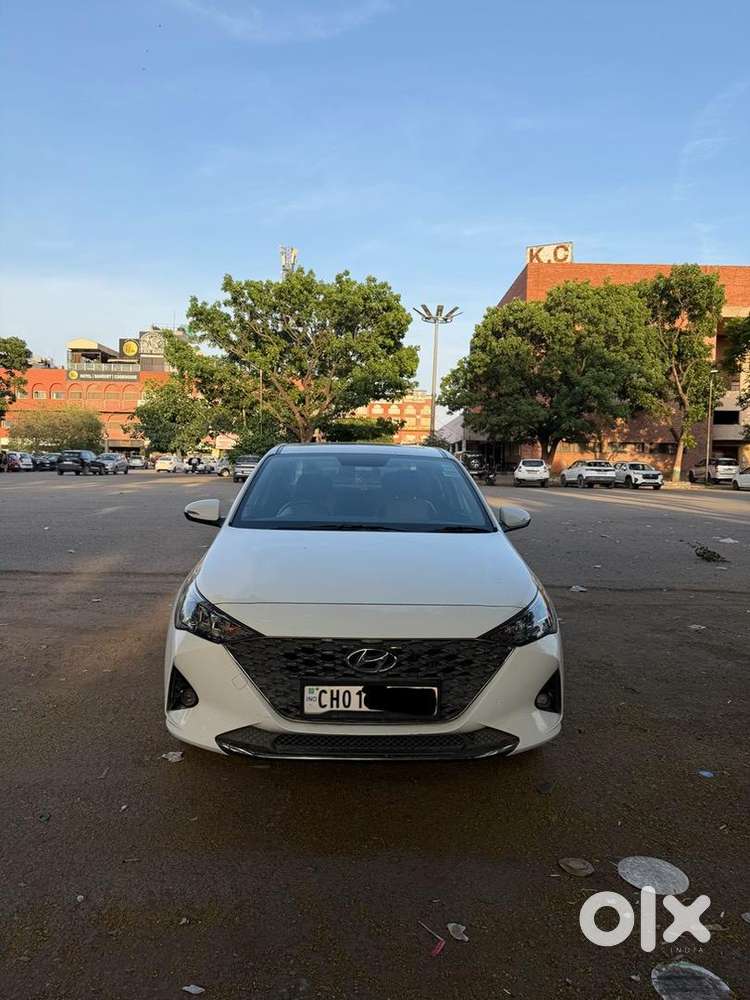 Hyundai Verna - Nov 2021 - Diesel Automatic - Top Model