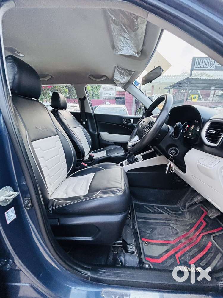 Hyundai Venue E 1.2 Petrol, 2023, Petrol