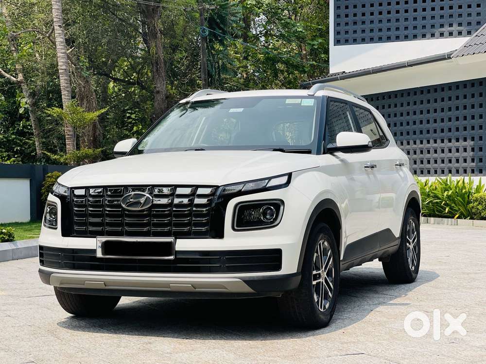 Hyundai Venue Sx (o) Mt 1.5 Diesel, 2022, Diesel