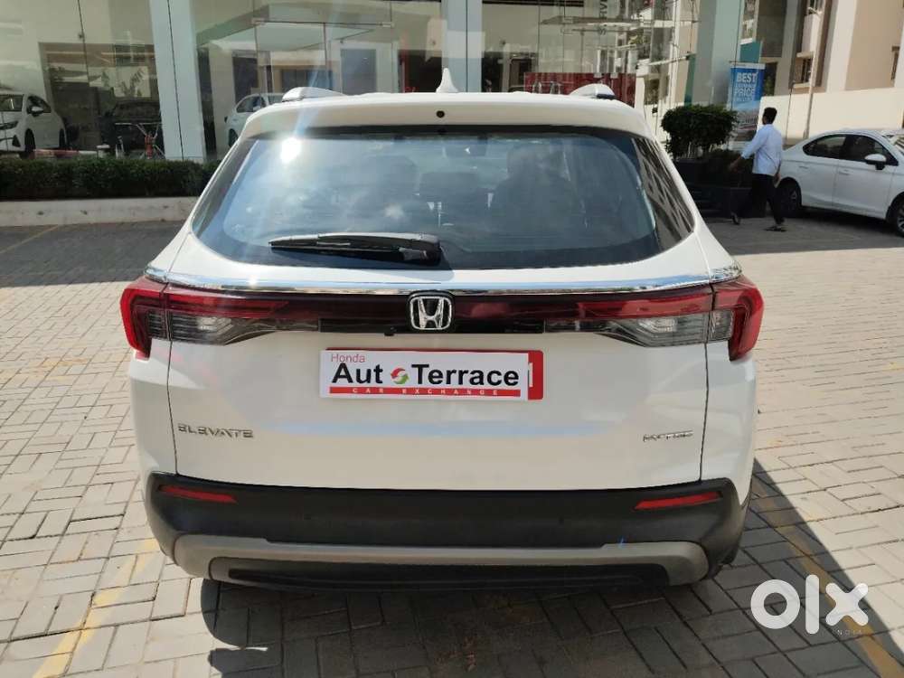 Honda Elevate ZX CVT, 2025, Petrol