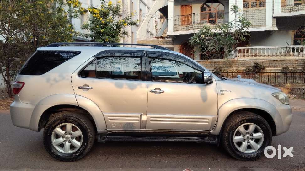 Toyota Fortuner 3.0 4x4 Manual, 2012, Diesel