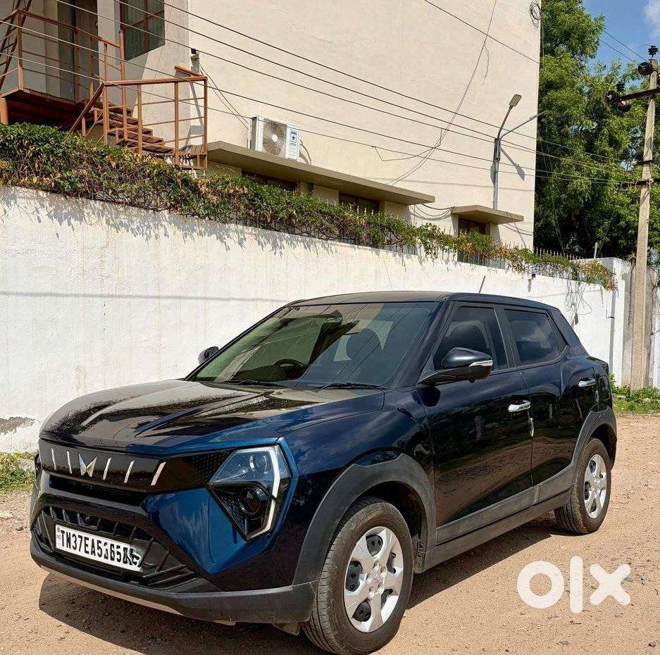Mahindra Xuv 3xo Mx3, 2025, Petrol